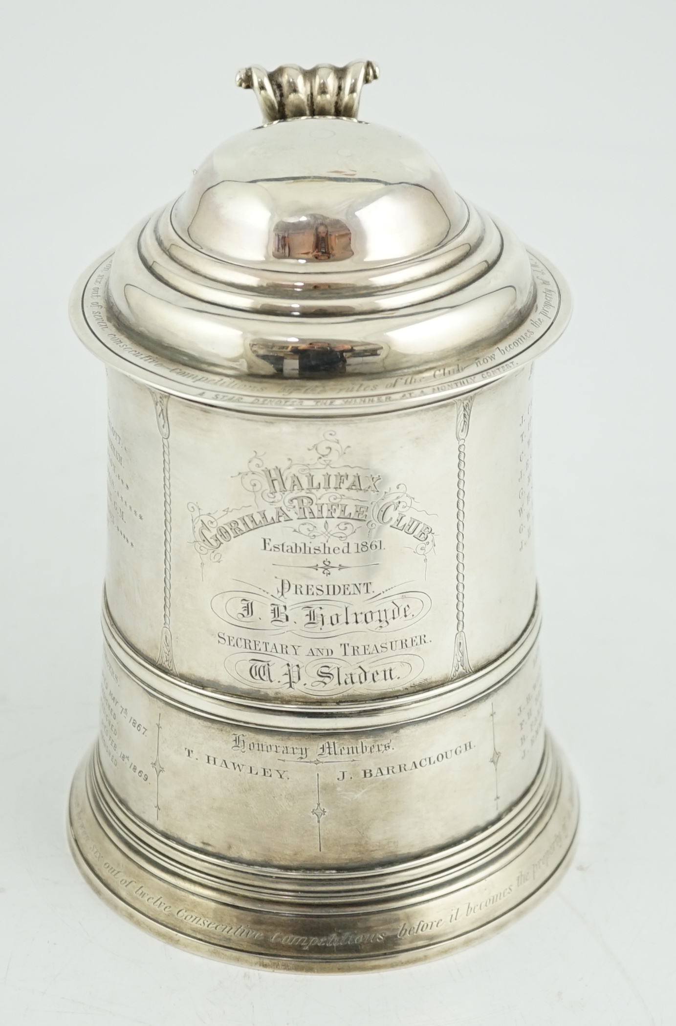 A George II silver tankard with domed cover, by Richard Bayley?